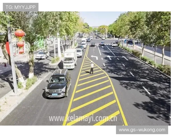 球门线技术如何判定“球压线”是否算进球？